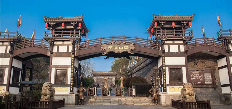 【两会·黔言】高娅委员:发展幼教让更多优秀人才加入幼师群体